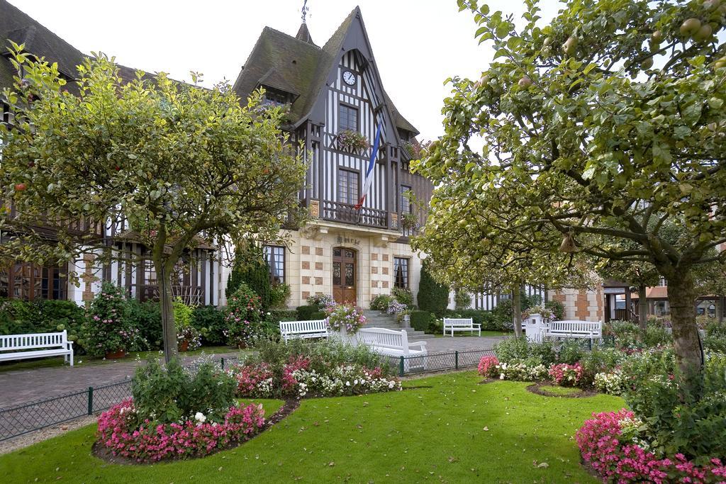 Mercure Deauville Centre Eksteriør bilde