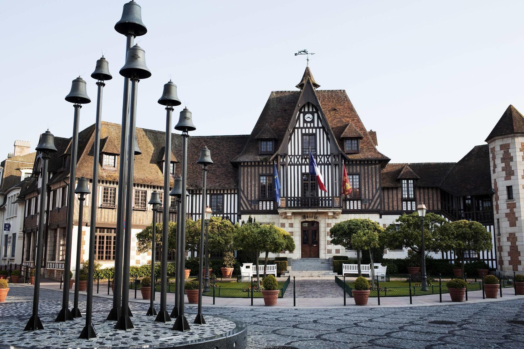Mercure Deauville Centre Eksteriør bilde